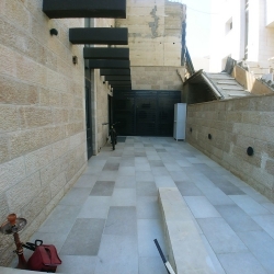 Mishkafayim-Villa-For-Sale-1